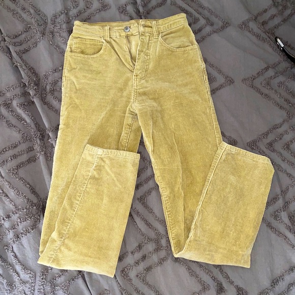 Brandy Melville Jane Corduroy Pants - Picture 7 of 8